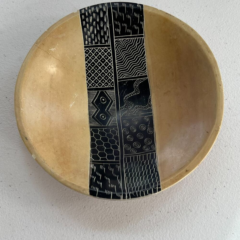 Hand Painted/Carved Bowl Trinket Dish Decor Soapstone 6.5" Art